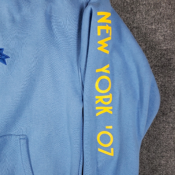 Macy's Thanksgiving Day Parade New York 2007 Hoodie Sweatshirt - Picture 4 of 8